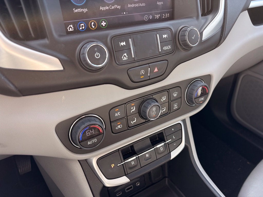 2023 GMC Terrain SLT