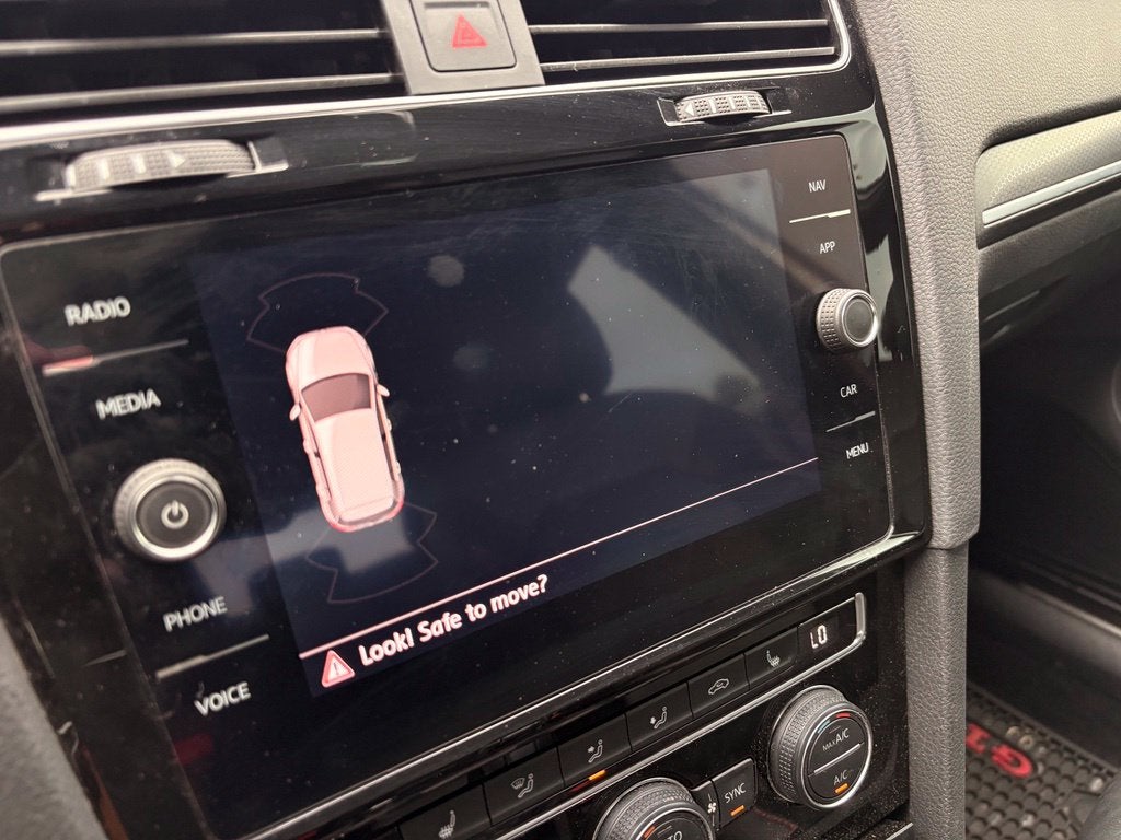 2020 Volkswagen Golf GTI Autobahn