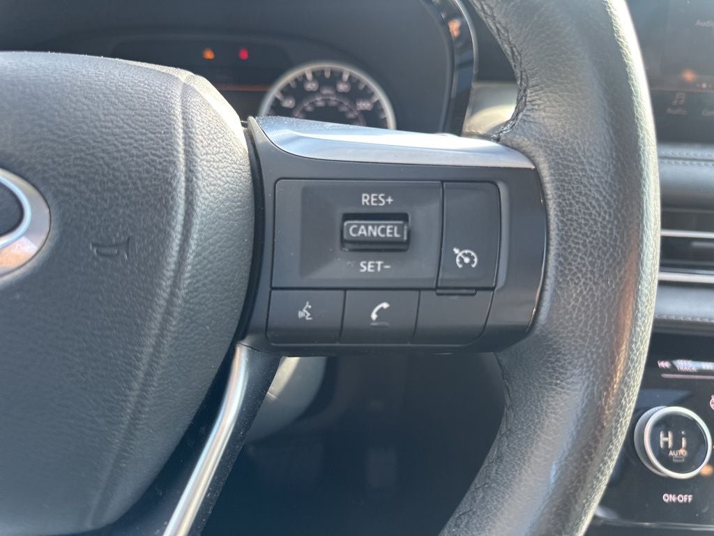 2023 INFINITI QX60 PURE