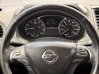 2019 Nissan Pathfinder SL FRESH TRADE | AS-IS