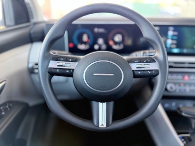 2025 Hyundai TUCSON SE FWD