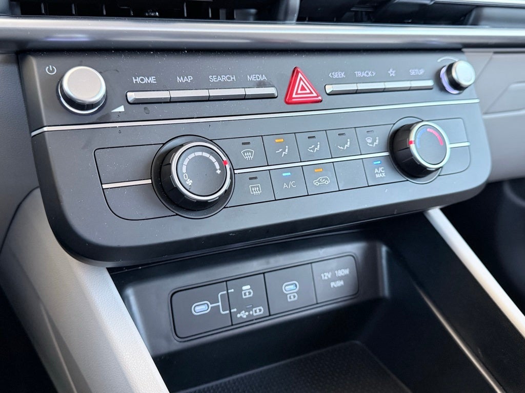 2025 Hyundai TUCSON SE FWD