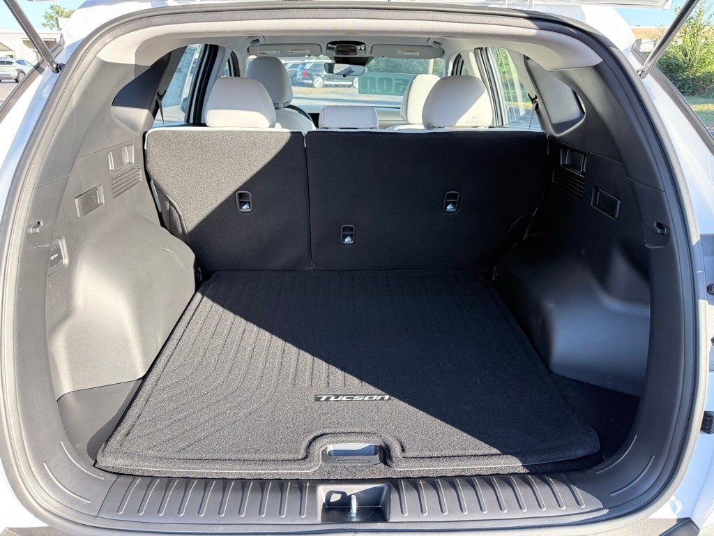 2025 Hyundai TUCSON SE FWD
