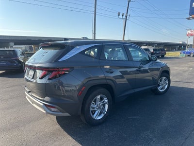 2025 Hyundai TUCSON SE