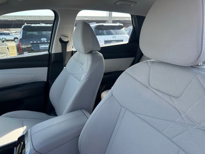 2025 Hyundai TUCSON SE