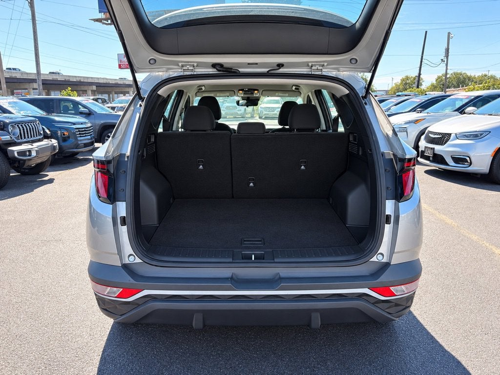 2024 Hyundai TUCSON SE