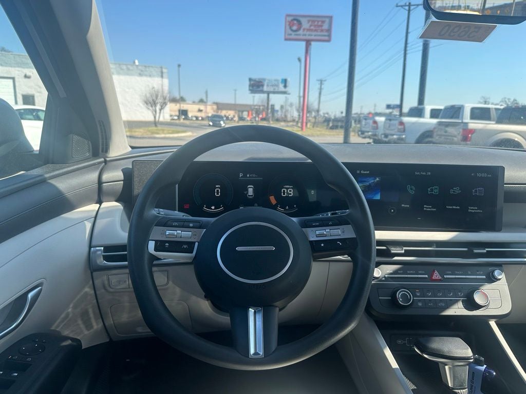 2025 Hyundai TUCSON SE