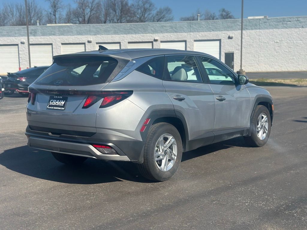 2025 Hyundai TUCSON SE