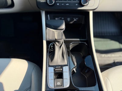 2025 Hyundai TUCSON SE FWD