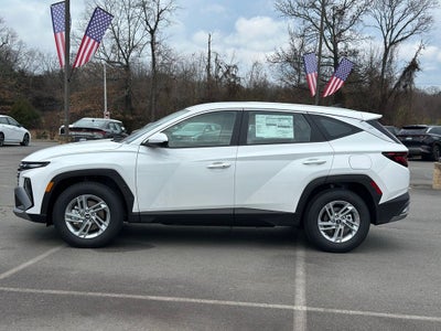 2026 Hyundai TUCSON SE FWD