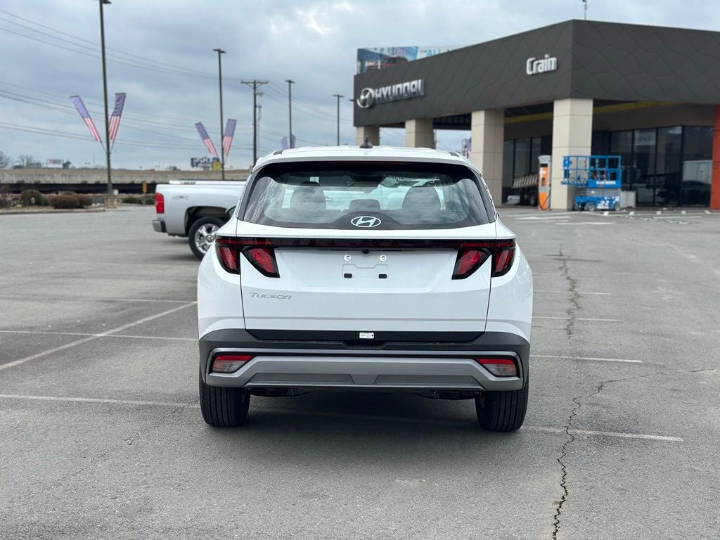 2026 Hyundai TUCSON SE FWD