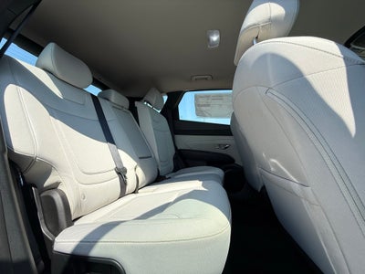 2025 Hyundai TUCSON SE AWD