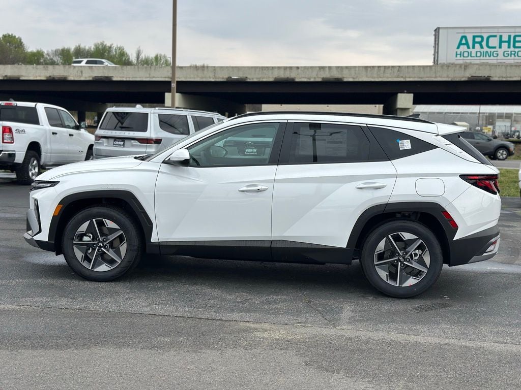 2026 Hyundai TUCSON SEL FWD