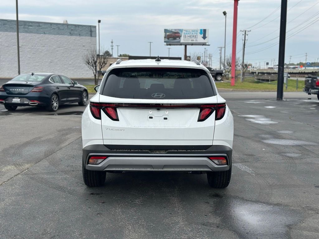 2026 Hyundai TUCSON SEL FWD