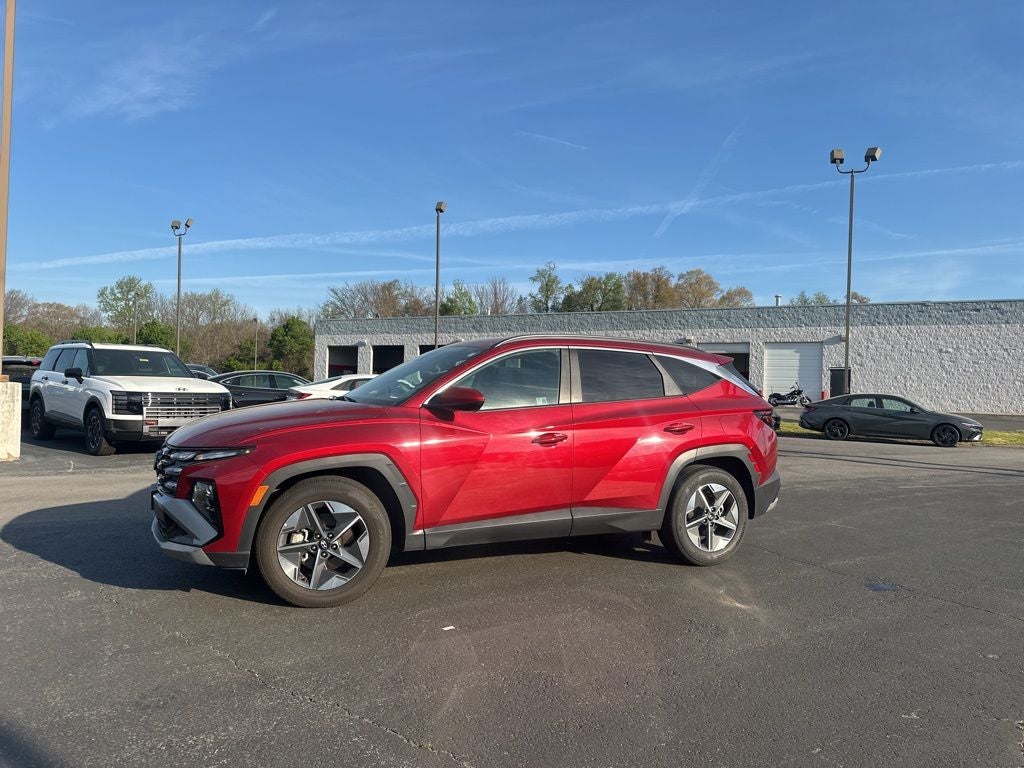 2025 Hyundai TUCSON SEL