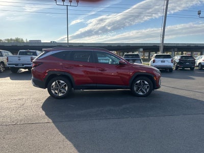 2025 Hyundai TUCSON SEL