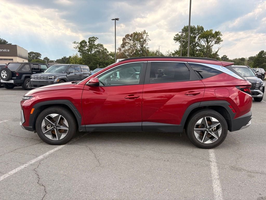 2025 Hyundai TUCSON SEL