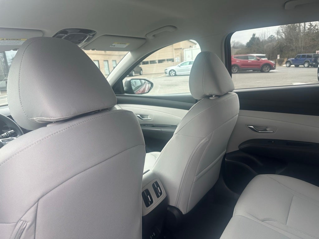 2026 Hyundai TUCSON SEL FWD