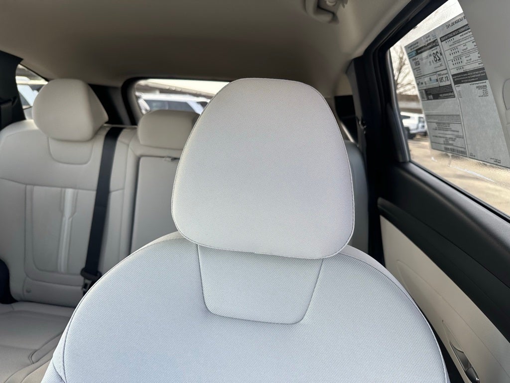 2026 Hyundai TUCSON SEL FWD