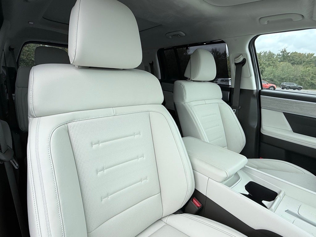 2025 Hyundai SANTA FE HYBRID Calligraphy