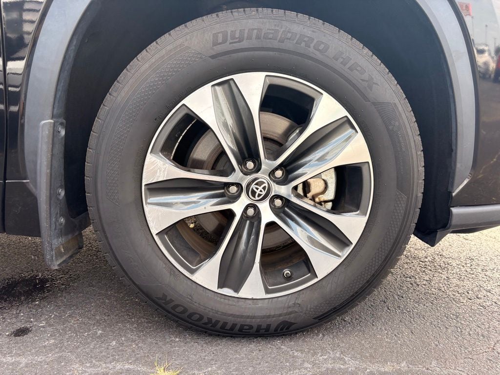 2023 Toyota Highlander Hybrid XLE