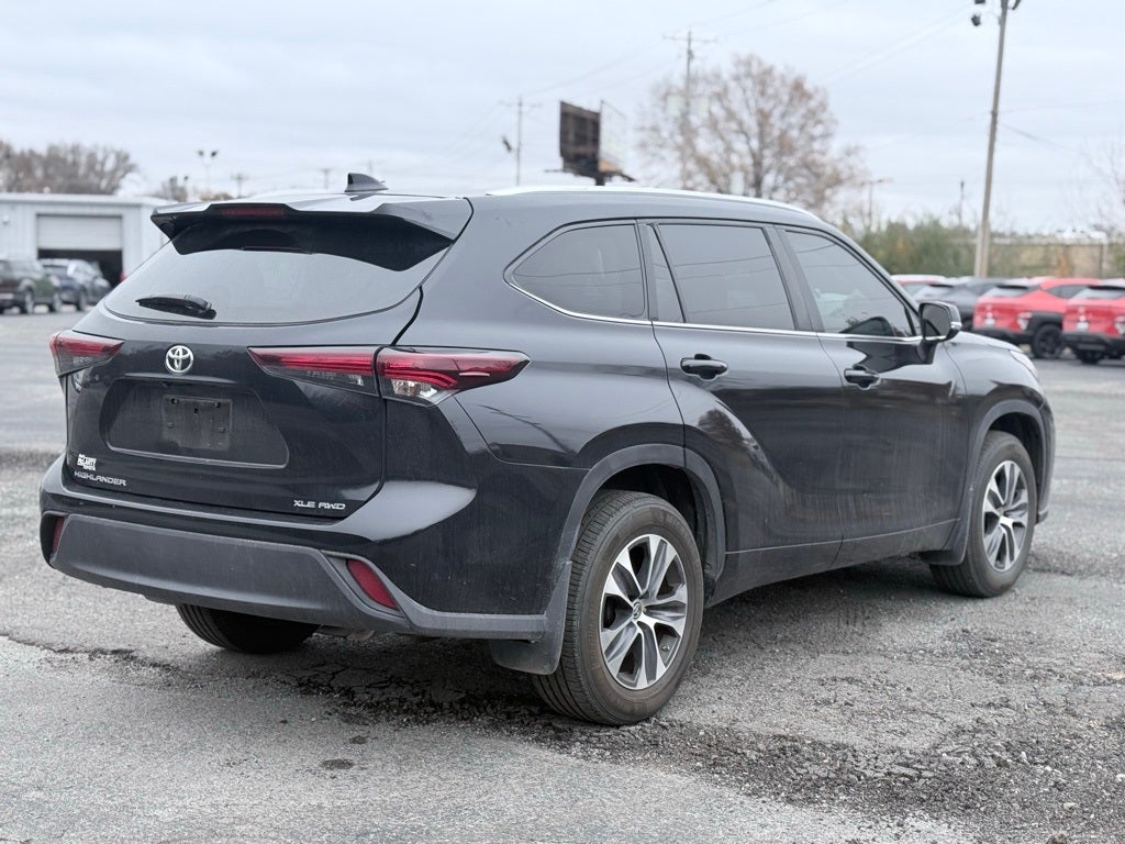 2024 Toyota Highlander XLE