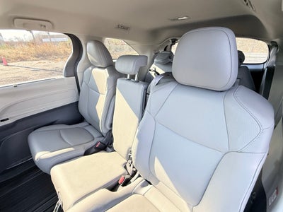 2021 Toyota Sienna XLE 7 Passenger
