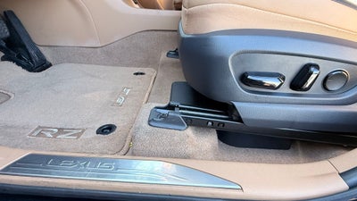 2023 Lexus RZ 450e Premium
