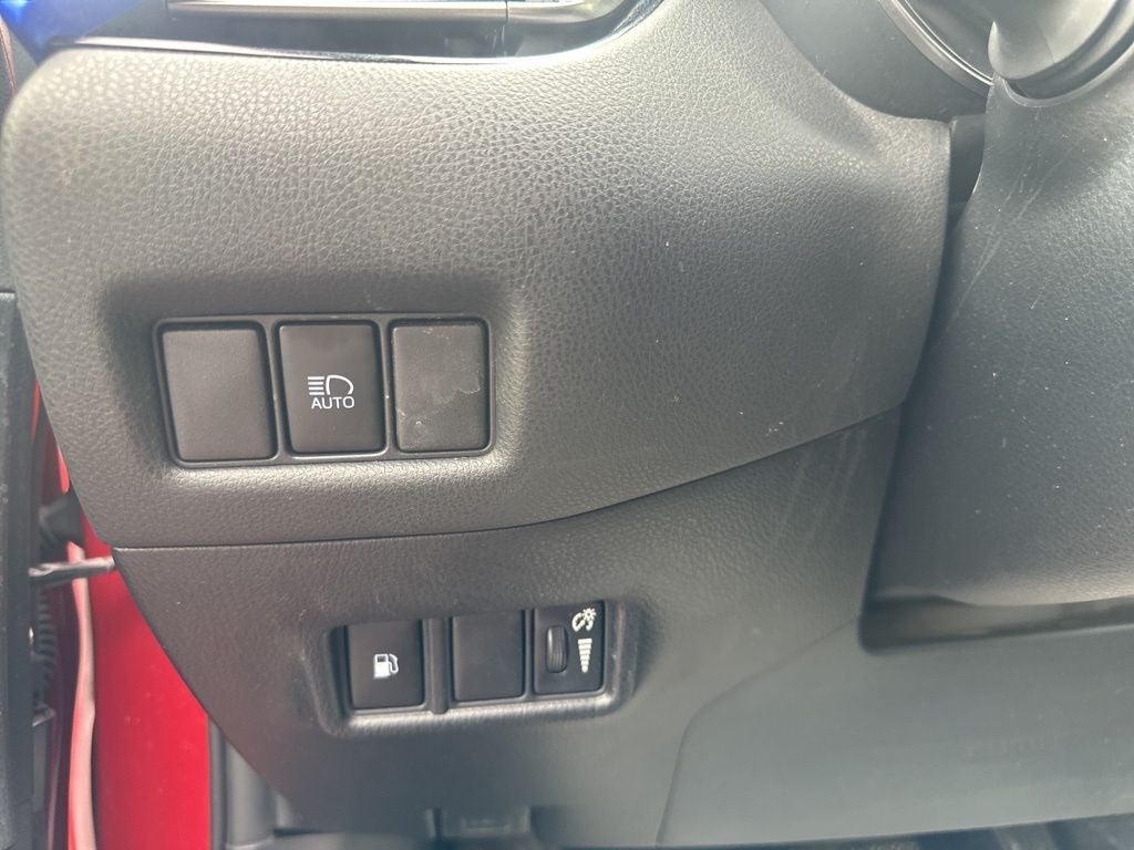 2021 Toyota C-HR XLE