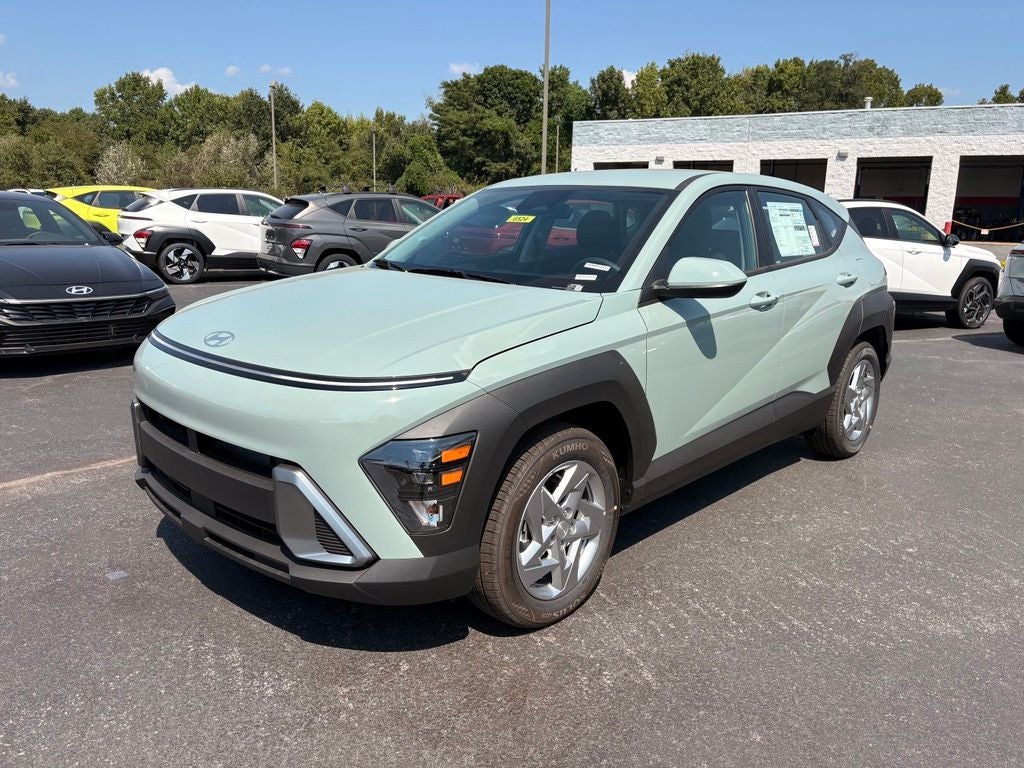 2027 Hyundai KONA SE