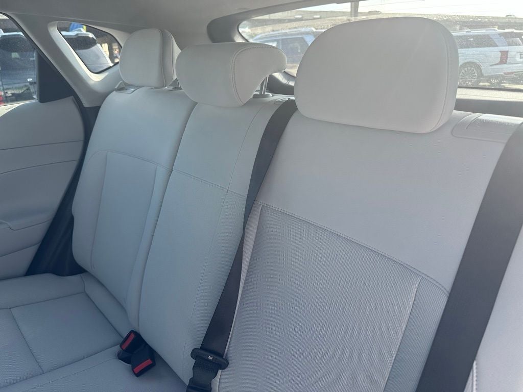 2026 Hyundai KONA SE