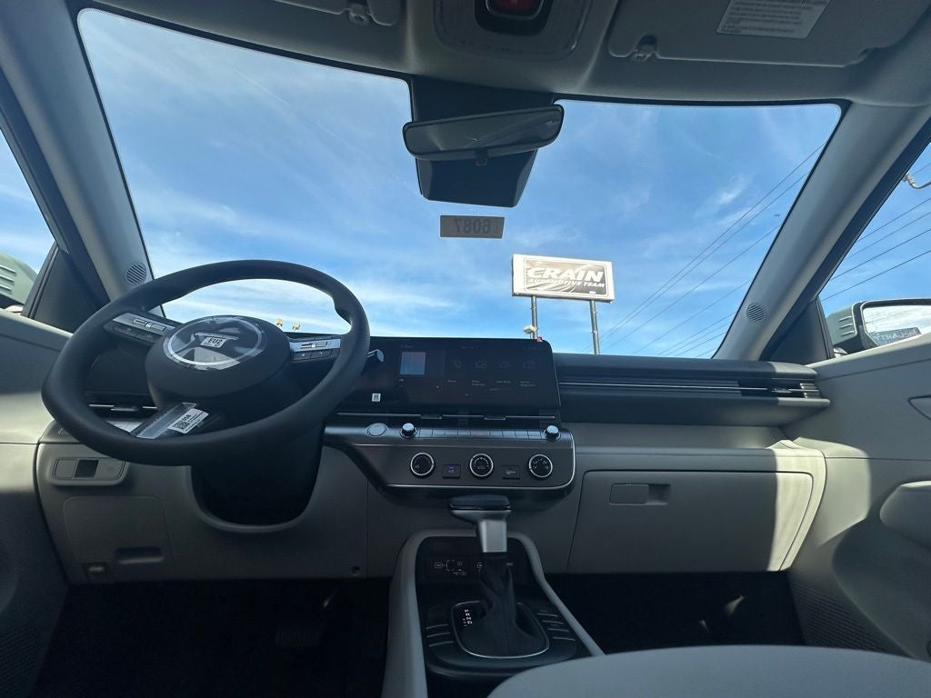 2026 Hyundai KONA SE