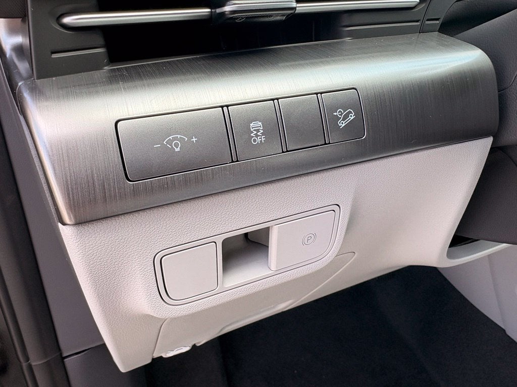 2027 Hyundai KONA SE