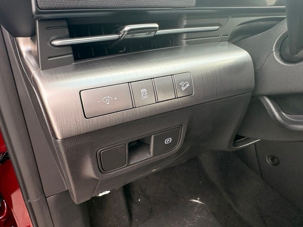 2027 Hyundai KONA SE