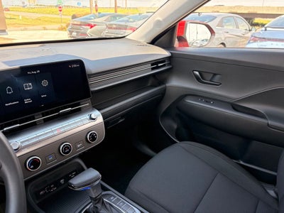 2027 Hyundai KONA SE