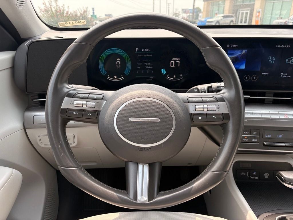 2025 Hyundai KONA SEL