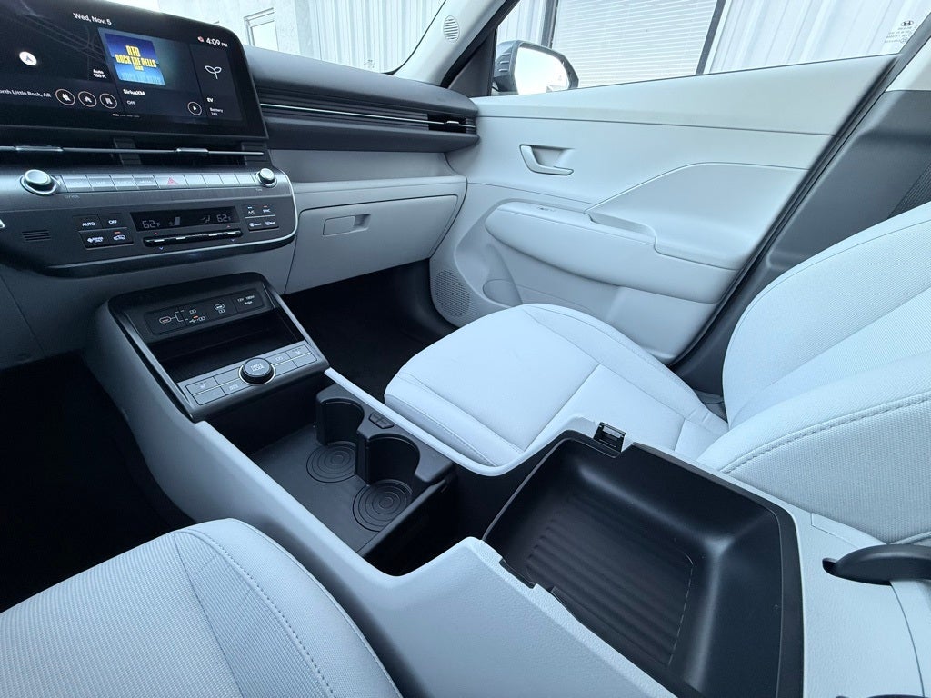2025 Hyundai KONA ELECTRIC SEL
