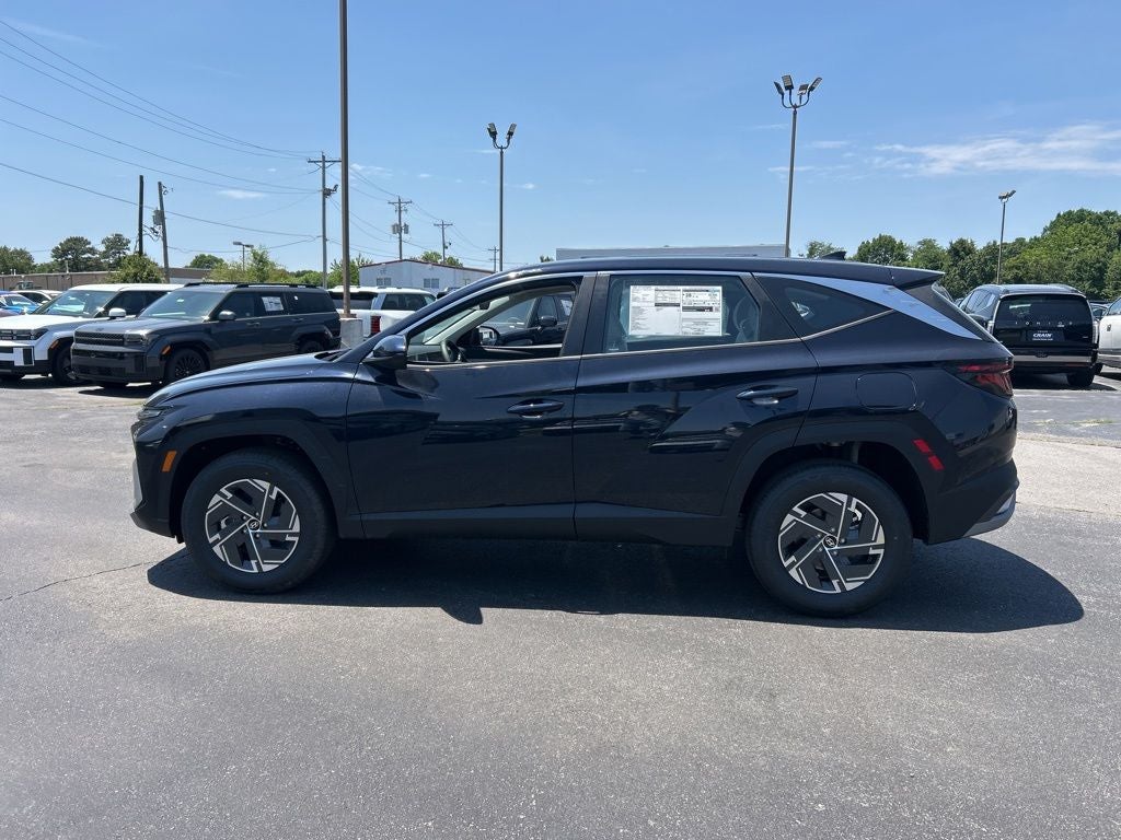 2026 Hyundai TUCSON HYBRID Blue SE