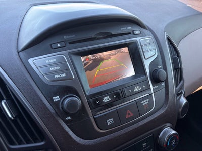 2015 Hyundai TUCSON SE