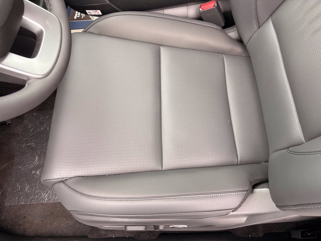 2027 Hyundai PALISADE SEL 7 Passenger