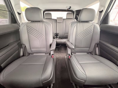 2027 Hyundai PALISADE SEL 7 Passenger