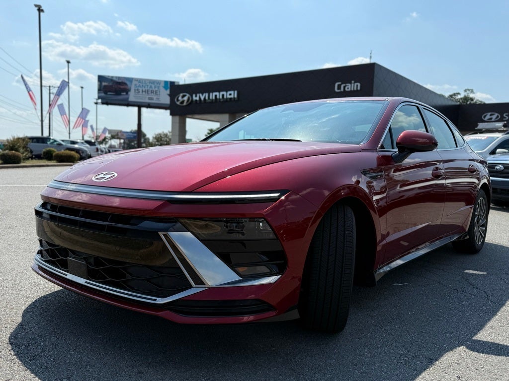 2025 Hyundai SONATA HYBRID SEL