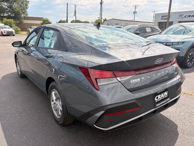 2026 Hyundai ELANTRA SE