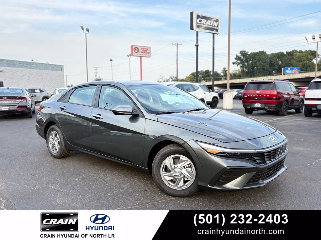 2026 Hyundai ELANTRA SE