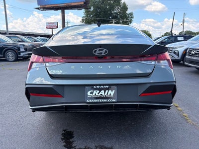 2026 Hyundai ELANTRA SE