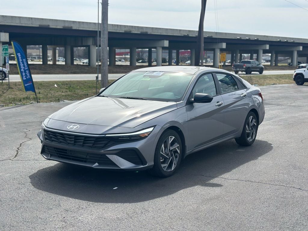 2025 Hyundai ELANTRA SEL Sport