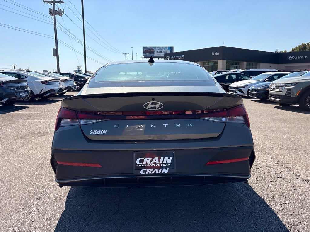 2026 Hyundai ELANTRA SEL Sport Plus