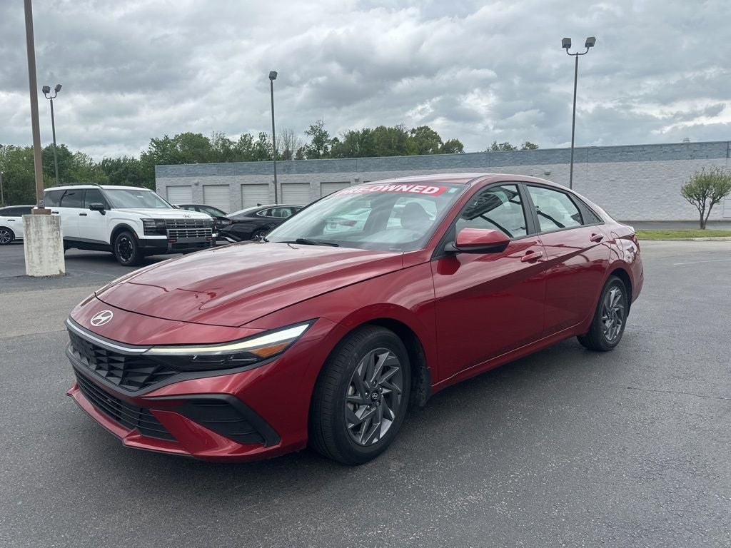 2024 Hyundai ELANTRA SEL