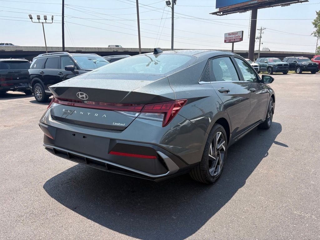 2026 Hyundai ELANTRA Limited