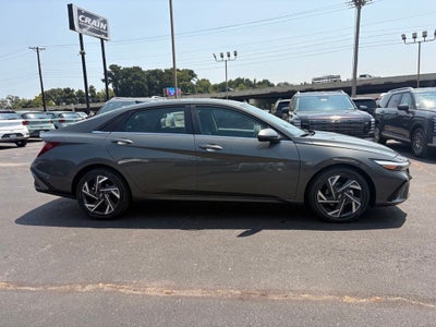 2026 Hyundai ELANTRA Limited